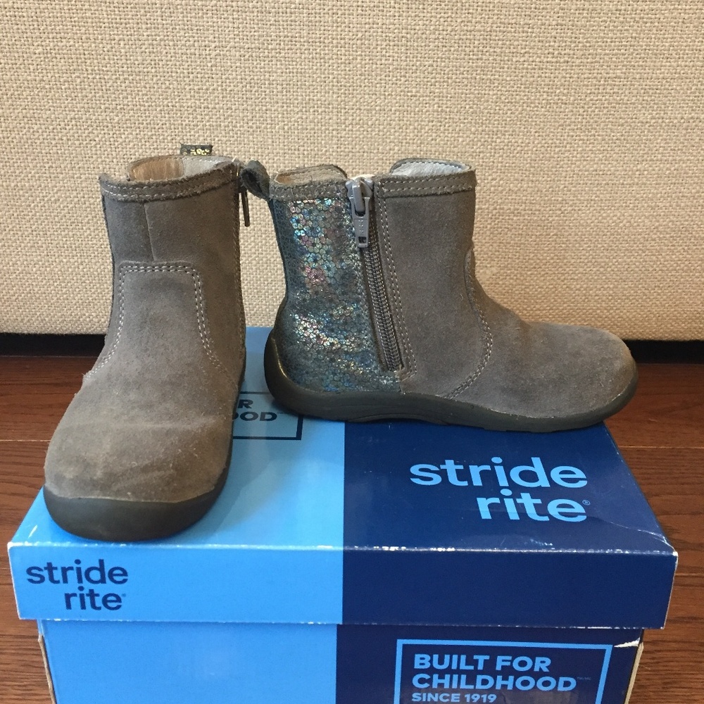 Stride Rite "Estefana" Grey leather boots size 9M